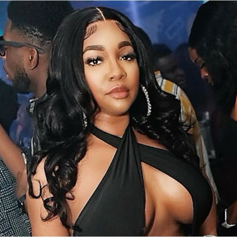 24 inch wig (D)
